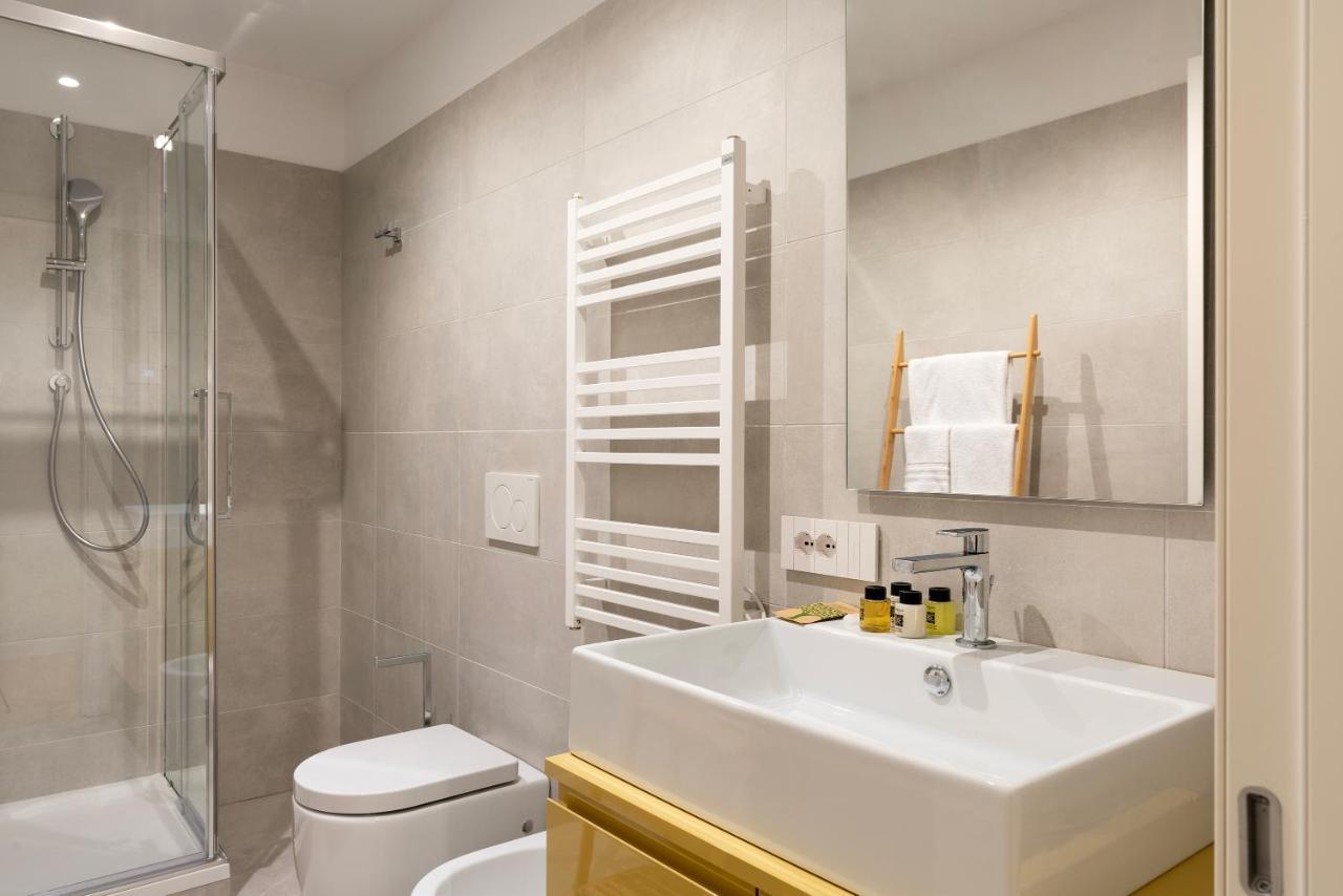 Apartamento Tolomeo Milán Exterior foto